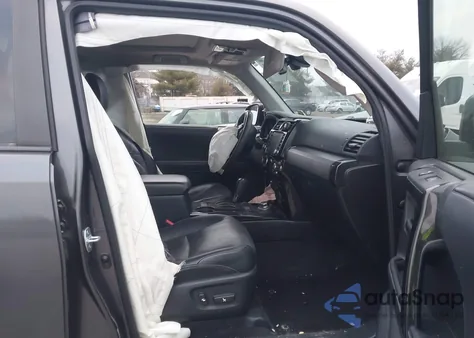 2021 Toyota 4Runner Nightshade Special Edition из США, поврежденный, VIN JTEJU5JRXM5876484